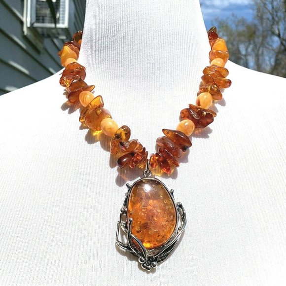 Genuine Baltic Amber necklace with Pendant - Picture 3 of 8